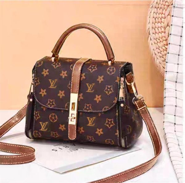 Trendy Crossbody Bags